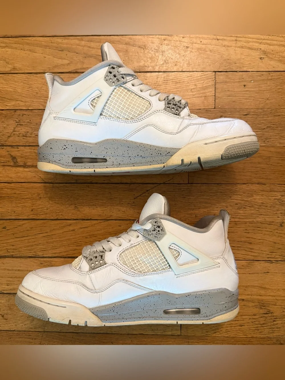 Jordan 4 Retro 